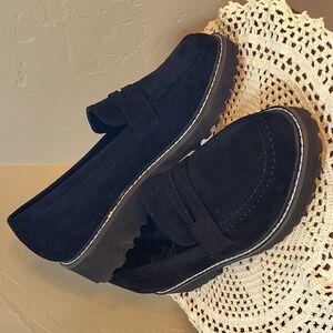 Corkys Hey Girl Loafers Size 8 Black Suede White Stitching NWOB